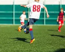 红军助攻揭,阿诺德多库,之战,开云体育,开云体育官网,开云体育app,开云体育app下载