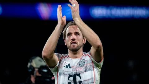 《新星闪耀！利物浦青春新力军，20岁天才球员惊艳登场》